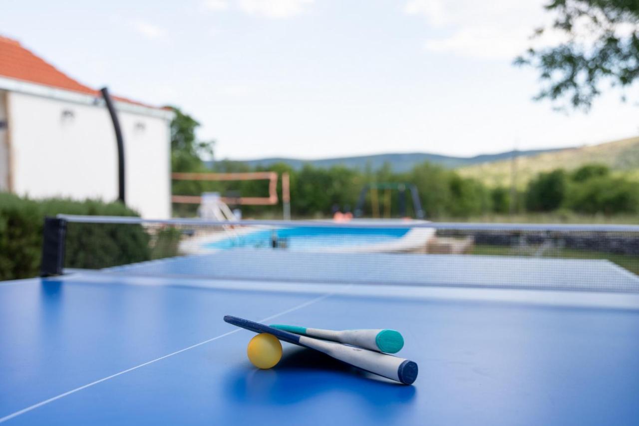 Holiday Home Sego With Private Pool Veliki Brocanac Exteriör bild