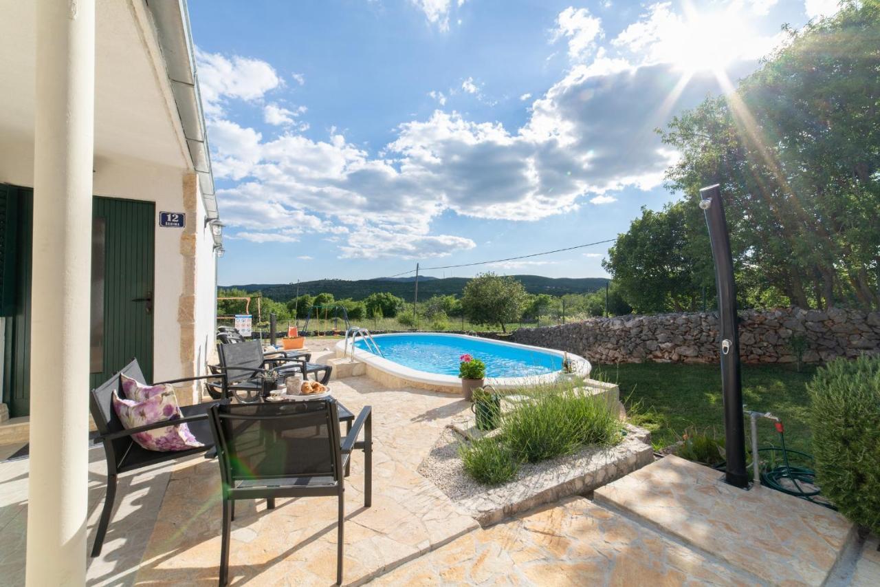 Holiday Home Sego With Private Pool Veliki Brocanac Exteriör bild